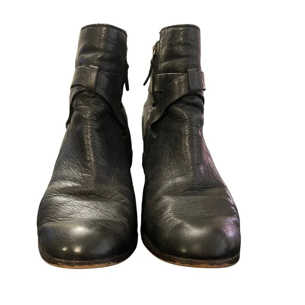 Cole Haan Cassidy Ankle Bootie D41598 Leather Zip Closure Straps Black Women 7.5 - Picture 2 of 12